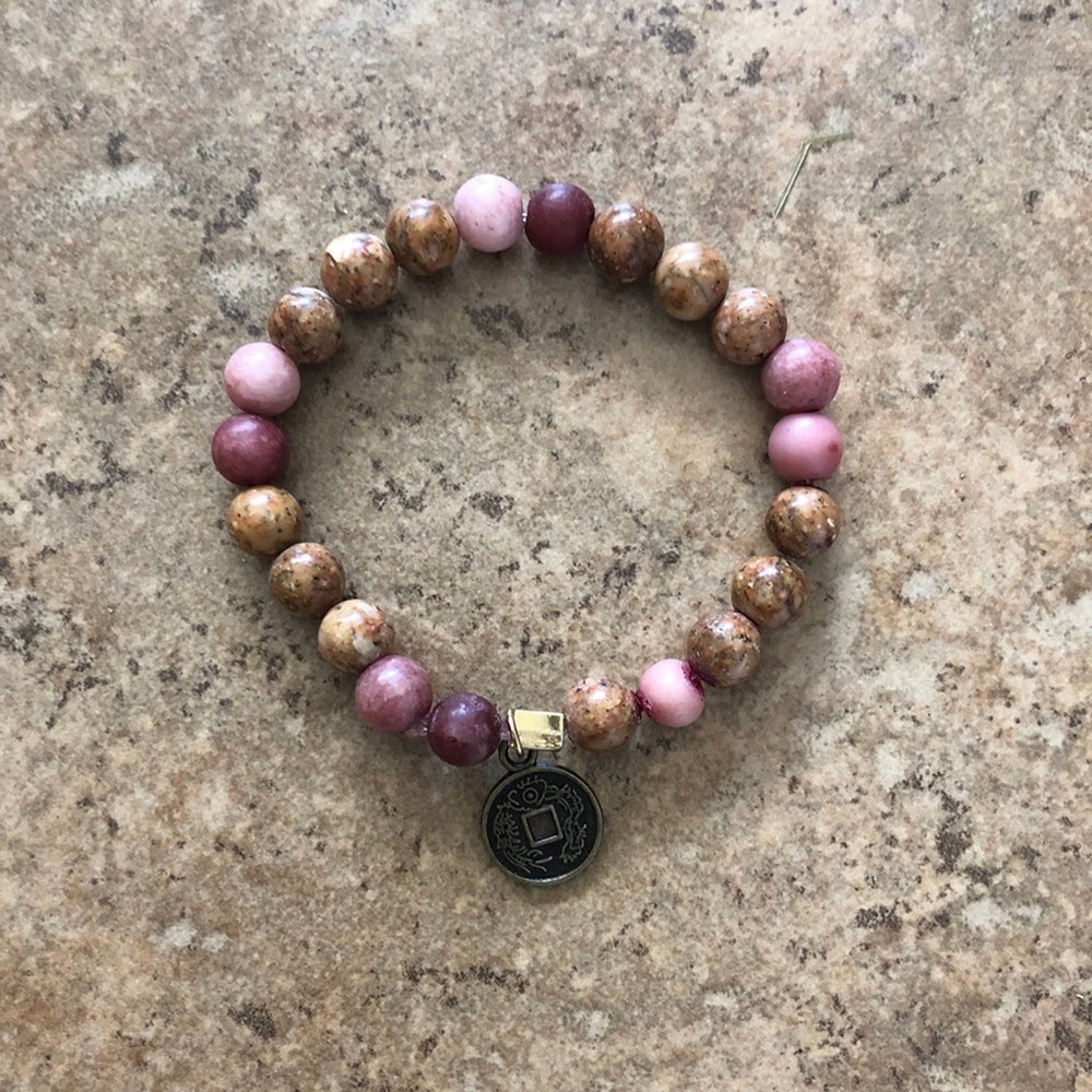 Jasper and resin bracelet with lucky coin - brown and rose earth colors stretch